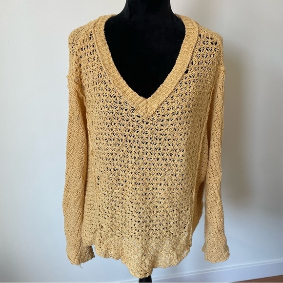 Free People Yellow Oversized Open Knit Laguna Coast Pullover V-Neck Sweater Sz S - Picture 4 of 10